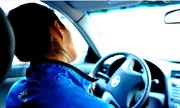 5 động tác thư giãn hiệu quả khi lái xe