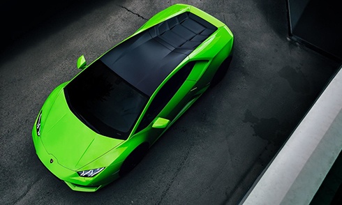 Siêu xe Lamborghini Hurcan độ nội thất màu xanh cốm