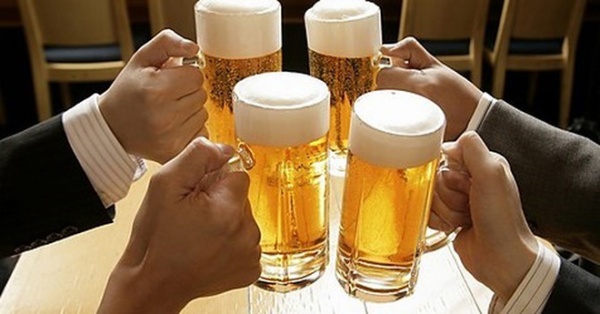 Bí quyết giúp người Nhật yên tâm uống rượu bia.