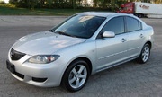 Mazda3 đời 2004 giá 250 triệu nên mua?