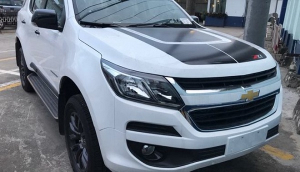 Chevrolet Trailblazer về Việt Nam đấu Fortuner