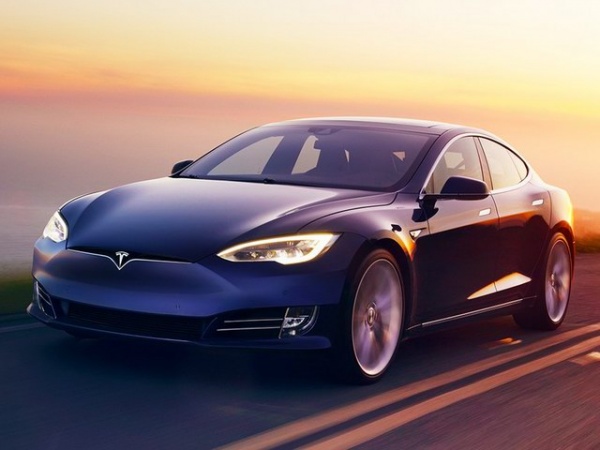 Tesla Model S và Model X 2018 được cải tiến triệt để