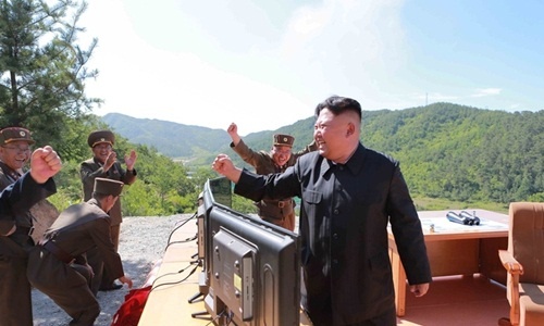 Phóng tên lửa liên lục địa - bước ngoặt nguy hiểm của Triều Tiên