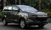 700 triệu nên mua Fortuner cũ hay Innova mới?