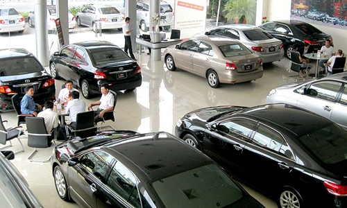 Bất thường của thị trường ôtô Việt Nam tháng 7