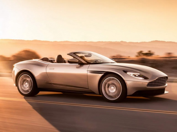 Aston Martin DB11 Volante giá 5 tỷ đồng ra mắt
