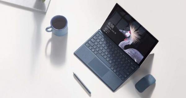 Microsoft: Sẽ chưa có Surface Pro LTE trì trong năm nay