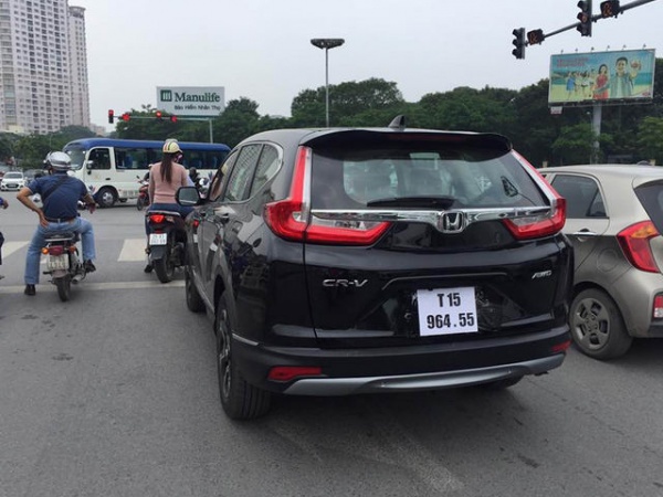 Bắt gặp Honda CR-V 2017 ở Hà Nội trước ngày ra mắt