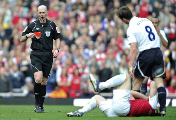 Tin HOT bóng đá tối 14/11: “Vua thẻ phạt” bắt trận Arsenal – Tottenham