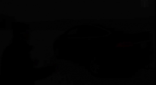 Xem Tesla Model X "kéo co" với Toyota Land Cruiser
