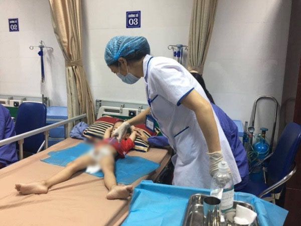 Bắt nữ y sỹ làm 103 cháu bé bị sùi mào gà ở Hưng Yên