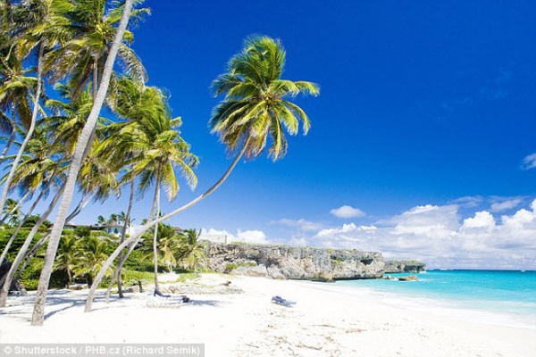 Lý do khiến Barbados là thiên đường ăn chơi của người nổi tiếng