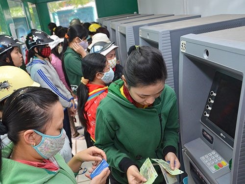 Những lưu ý sử dụng thẻ ATM an toàn trong dịp Tết
