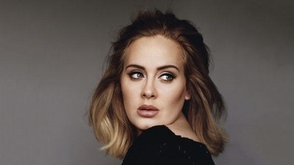 Adele mất tích 3 năm làm "siêu phẩm", còn Vpop có gì khi chờ Sơn Tùng?