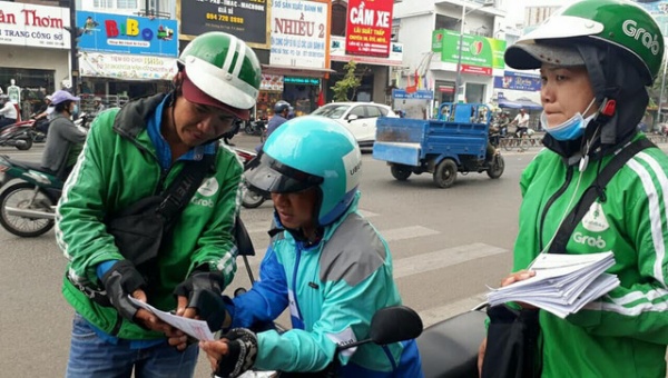 Kệ lùm xùm, Uber vẫn “chia tay” người dùng và dọn về ở chung với Grab từ hôm nay