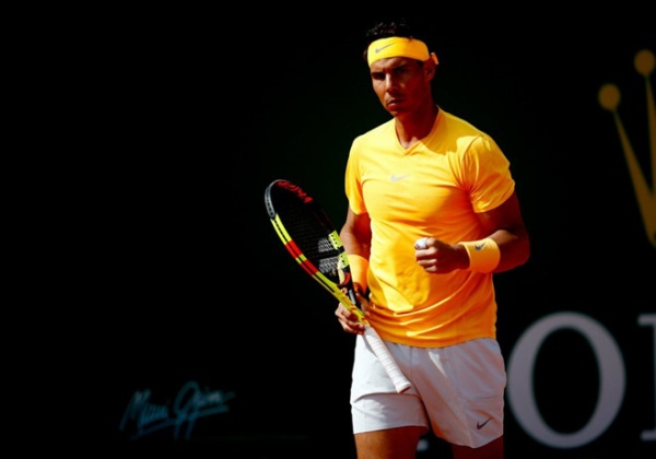 Rafael Nadal thắng dễ trong ngày tái xuất