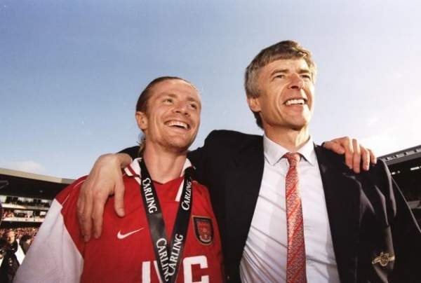 6 khoảnh khắc hạnh phúc nhất của Wenger tại Arsenal