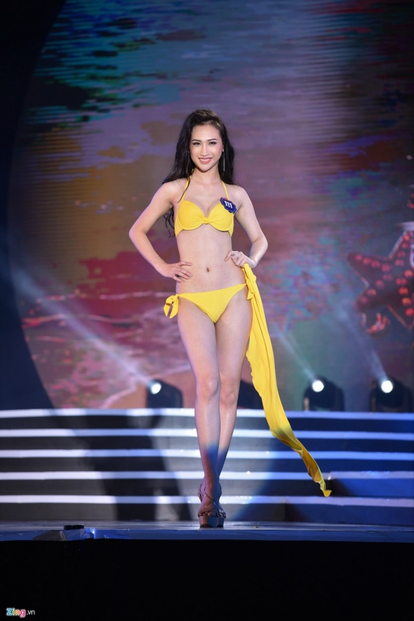Hoa hậu Biển: Thí sinh lộ dáng chưa chuẩn khi trình diễn bikini