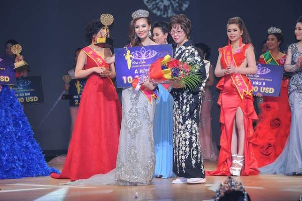 Phạm Thị Thúy Anh xuất sắc đăng quang Á hậu 2 cuộc thi Hoa hậu tại Nhật Bản