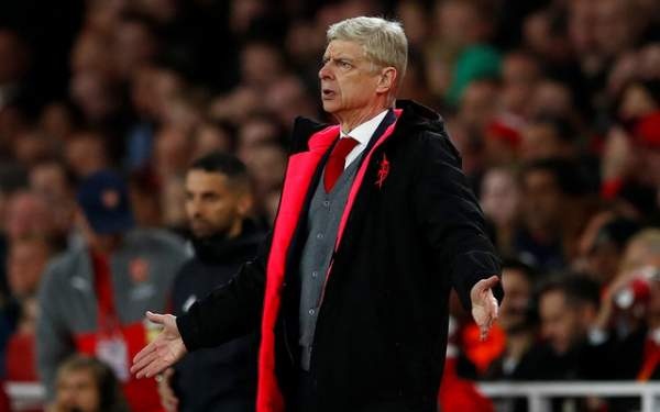HLV Wenger: “Chơi hơn người là bất lợi của Arsenal”