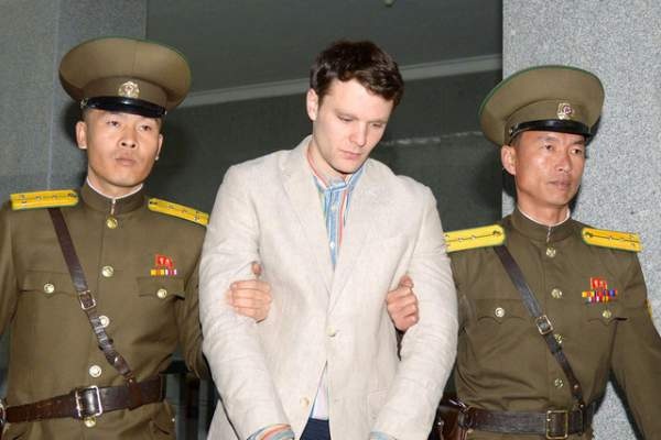 Cha mẹ sinh viên Mỹ tử vong kiện chính phủ Triều Tiên