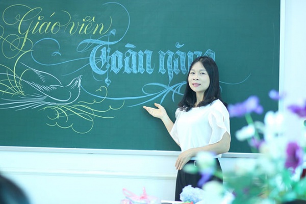 Cô giáo Tạ Thị Vân: Nét chữ là tâm, là tính con người