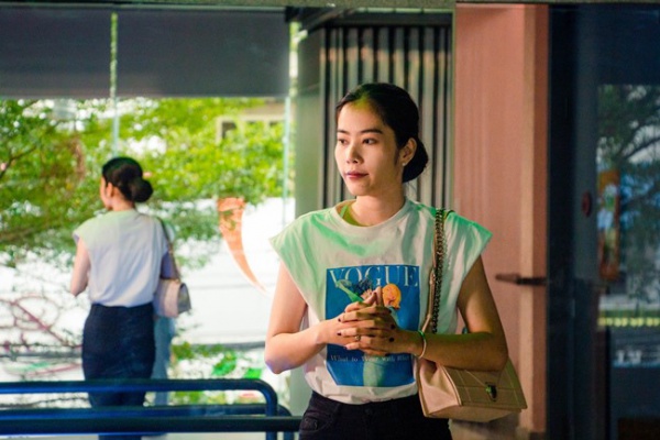 Phim mới "nữ hoàng thị phi" Nam Em "đá xéo" chuyện Trường Giang chiếm sóng cầu hôn?
