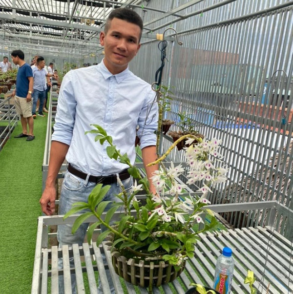 Choáng ngợp trước vườn lan đột biến của chàng trai 8X Tài Trần ở Bình Định