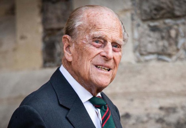 Hoàng thân Philip, chồng của Nữ hoàng Anh Elizabeth II, qua đời ở tuổi 99