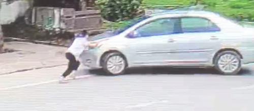 Bé gái chặn trước xe ôtô tài xế mua bia không trả tiền: Thông tin bất ngờ về nghi phạm
