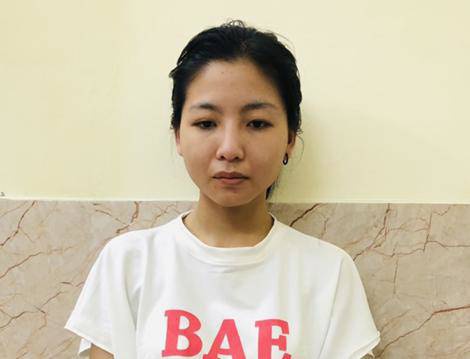 Phá đường dây sextour 4.000 USD/lần: Tú bà 21 tuổi "điều" chân dài từ TP.HCM ra Hà Nội bán dâm