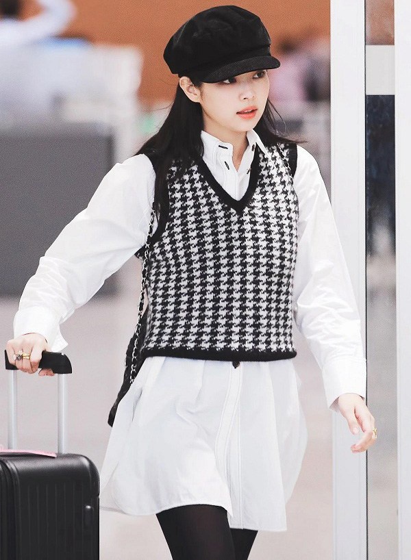 Bắt chước sao Hàn sắm 4 kiểu trang phục sau, style mùa lạnh của nàng sẽ trẻ trung hết mức