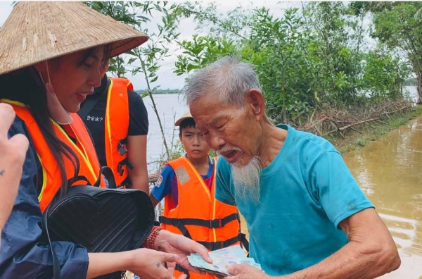 Thông tin bất ngờ về thống kê hoạt động từ thiện của ca sĩ Thủy Tiên ở Quảng Bình