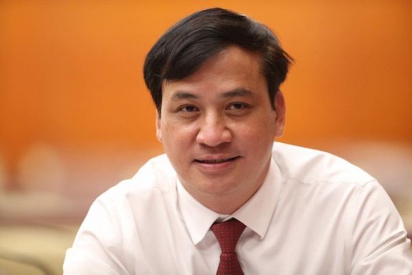 Ông Lê Hòa Bình, Phó Chủ tịch UBND TP.HCM qua đời sau vụ lật xe trên cao tốc