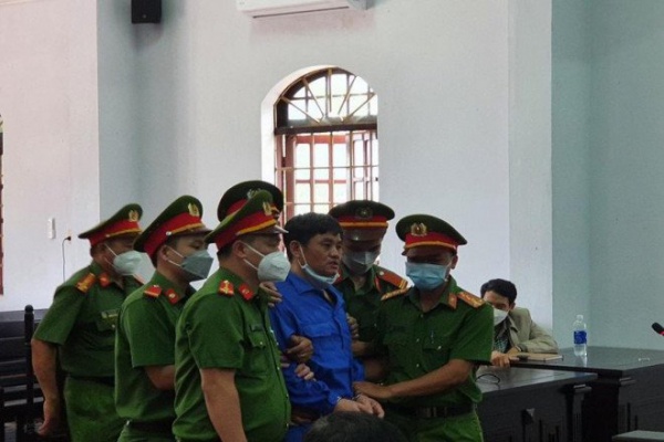 Tin tức 24h: Công an nhiều địa phương xác minh hành vi của nhóm ủng hộ Nguyễn Phương Hằng