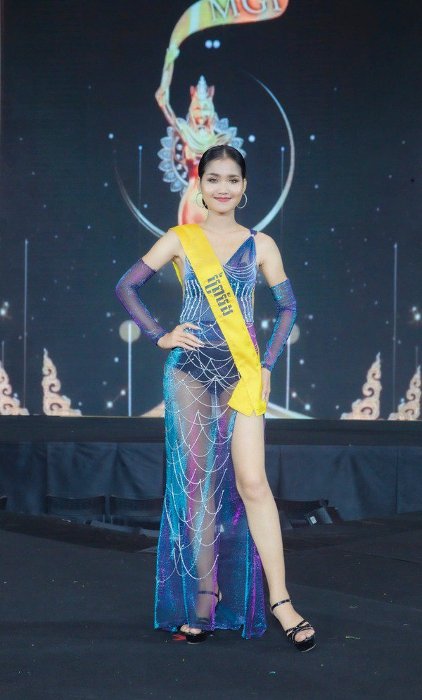 "Ngán ngẩm" với trang phục của dàn thí sinh Miss Grand Cambodia 2022